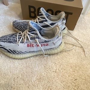 Adidas yeezy boost 350 V2 zebras